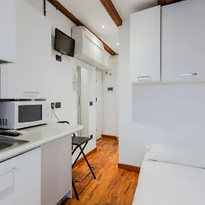 Apartamento Sant Ambrogio Lovely Flat