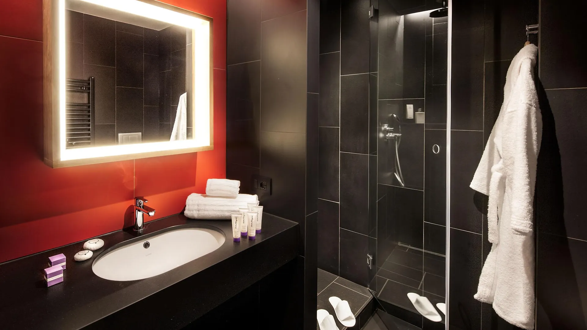 Hotel Glam Milano 4*,  Italia
